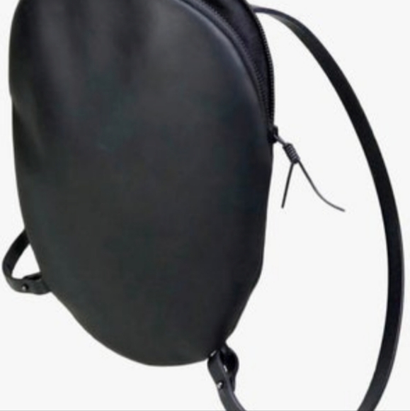 Handmade Leather backpack - Picture 3 of 8